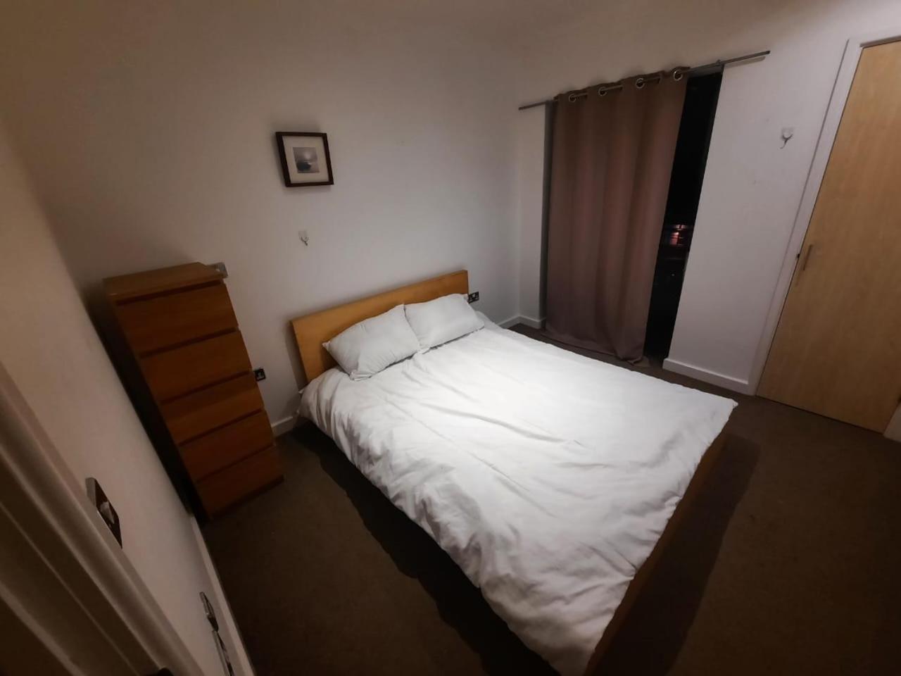 Room In Cardiff City Center - Swiftstay 외부 사진